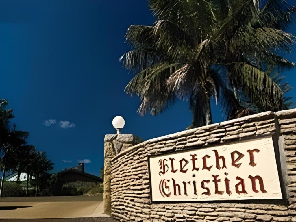 Fletcher Christian Holiday Hotel 번트파인 외부 사진